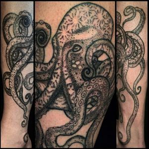 Sweet octopus tattoo by Habba Nero #habbanero #runes #magic #stickandpoke #handpoked
