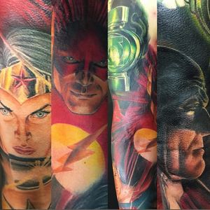 DC Comics arm sleeve by Kenny K-Bar (via IG -- tattosbykbar) #KennyKBar #dccomics #wonderwoman #theflash #batman