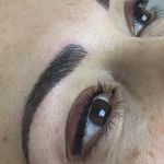 Permanent eyeliner and brows by Amy Kernahan (via IG-amykernahan) #permanentmakeup #eyeliner #cosmetictattoo #micropigmentation #AmyKernahan