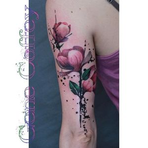 Watercolor realism magnolia tattoo by Gene Coffey. #watercolor #realism #colorrealism #magnolia #flower #GeneCoffey