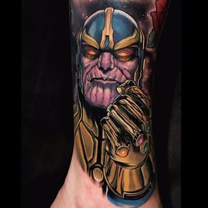 Thanos #DanMawdsley #GuerraInfinita #InfinityWar #Avengers #Vingadores #Marvel #comics #nerd #geek #cartoon #hq #movie #filme #thanos #vilao #badguy #manopla #colorido #colorful