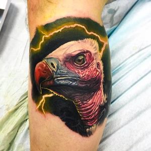 Crazy vulture portrait by Jake Ross, check out the colors on this one! #JakeRoss #vulture #colored #tattoo