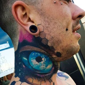 Insane looking eye tattoo on the neck done by Craig Cardwell. #CraigCardwell #surreal #painterly #eye #necktattoo