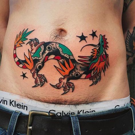 Tatuaje de dragón de Liam Alvy #liamalvy #neotraditional #oldschool #traditional #animal #thefamilybusiness #london #dragon