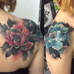 Flower tattoos by Just Jessie #JustJessie #watercolor #abstract #sketch #flowers (Photo: Instagram)