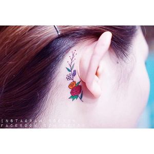 Micro tattoo by Seyoon Gim. #SeyoonGim #sey8n #microtattoo #floral #flower #ear #eartattoo