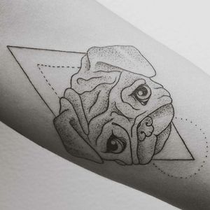 Pug tattoo by Hannah Nova Dudley #HannahNovaDudley #pug #dog #geometric #geometry (Photo: Instagram)