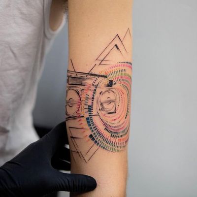 What music looks like tattoo by Trudy #Trudy #geometrictattoos #color #linework #dotwork #pantone #boombox #triangle #stereo #music #tattoooftheday