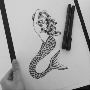Drawing of mermaid #BodilSchilperoord #dotwork #mermaid #oceanlife #water #beauty