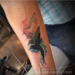 A trippy sequence of hummingbird silhouettes by Justin Nordine (IG—justinnordinetattoos). #hummingbird #JustinNordine #silhouette #watercolor
