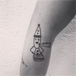Clown tattoo by Francisca Silva #ignorantart #ignorantblackwork #ignorantstyle #ignorant #clown #drum #contemporary #minimalart #minimalism #blackwork #blckwrk #FranciscaSilva