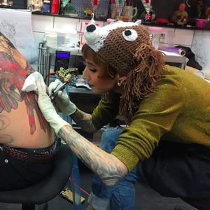 Kate Mackay Gill working her magic #KateMackayGill #artist #tattooartist #tattooist