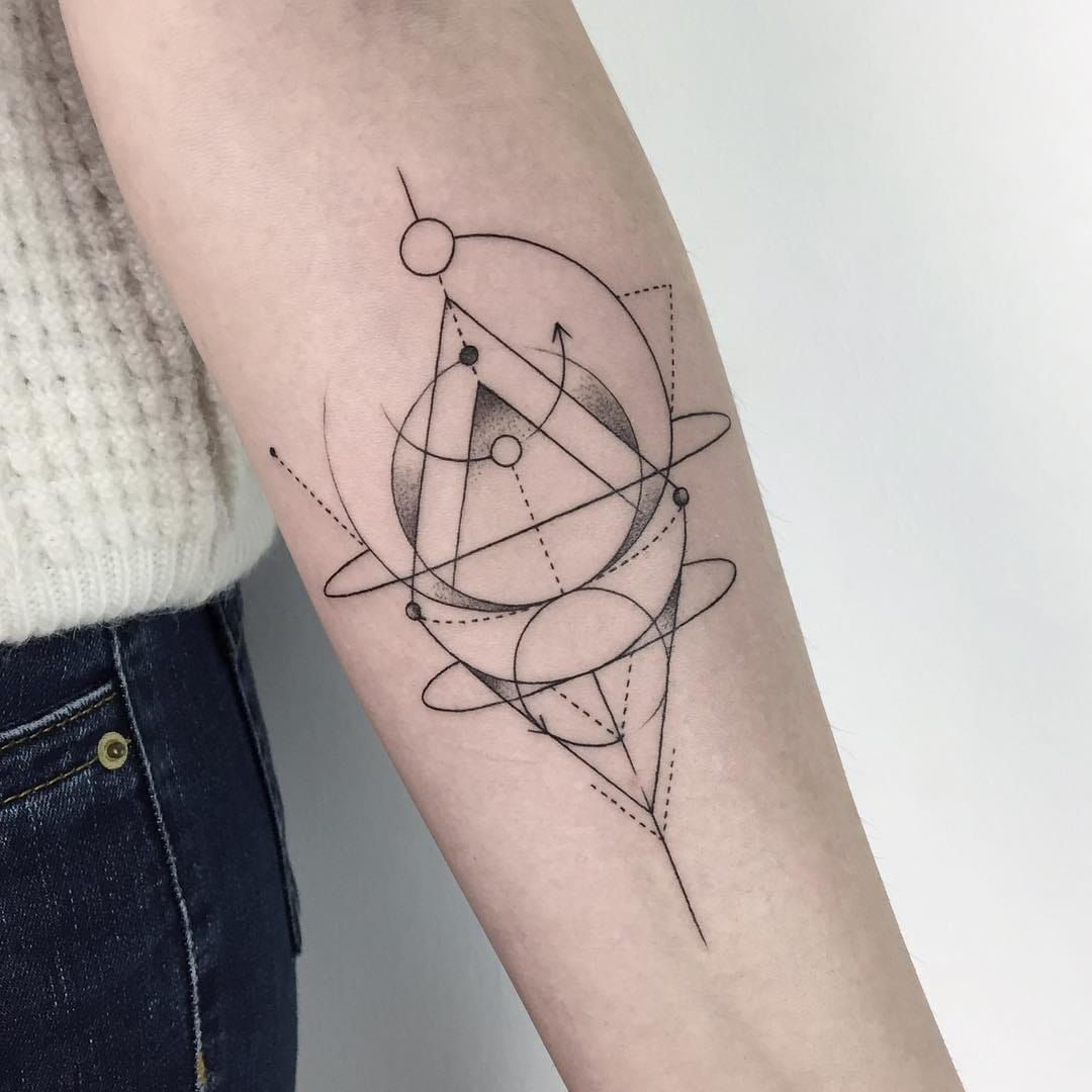Abstract Geometric Tattoo with Circle Triangle and Square 10718361 Vector  Art at Vecteezy