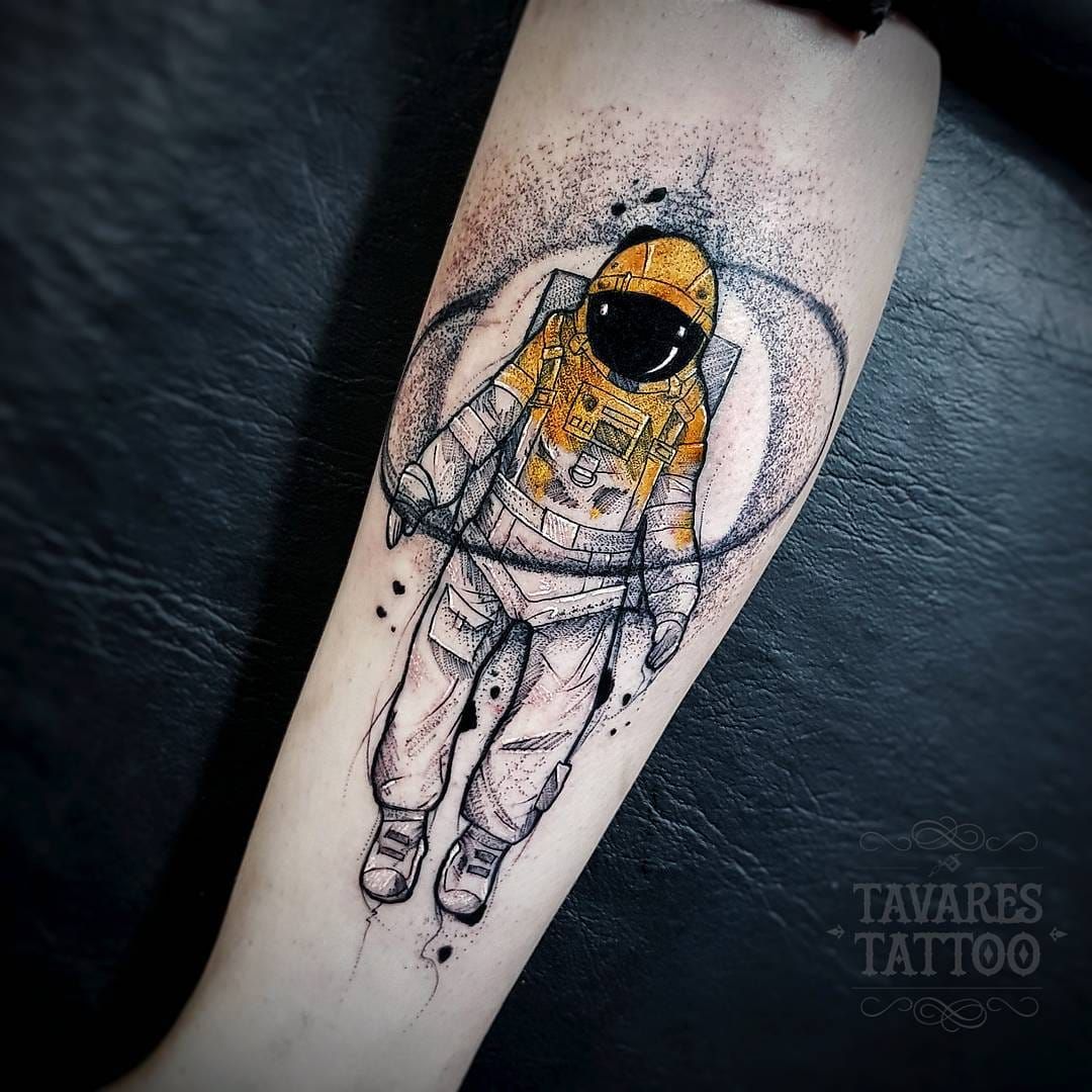 TattooGlee  These astronaut tattoos are out of this world Check out our  favorite designs and ideas by clicking the linkinbio   httpstattoogleecomastronauttattoo      nasa spaceman  outerspace astronomy 
