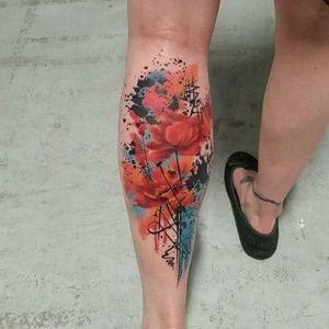 Black and color abstract poppy tattoo by Beynur Kaptan. #blackandcolor #BeynurKaptan #abstract #watercolor #poppy #flower