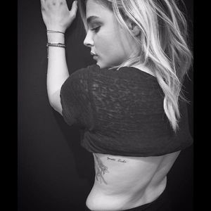 Chloe Grace Moretz. #chloegracemoretz #entertainment #popculture #tattoomeanings #small #sidetattoo