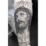 Jesus portrait by @chueyquintanar #chueyquintanar #blackandgrey #realism #jesus