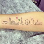 Multiple city skyline tattoo by Luana Dorea #skyline #venice #london #paris #rome #roma #londres #newyork #salvador #veneza #skylinetattoos #eiffeltower #statueofliberty #colosseum #bigben #theeye
