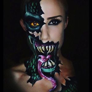 Reptilian by Emily Anderson (via IG-likecharity) #makeupartist #mua #bodypaint #halloween #creepy #monster #reptile #EmilyAnderson