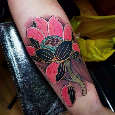 Lotus by Elliot J Wells #ElliottWells #color #Japanese #Korean #neotraditional #mashup #color #lotus #flower #petals #nature #tattoooftheday