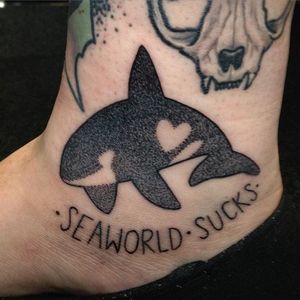 Killer Whale Tattoo by Chelsie Harrison #KillerWhale #Whale #Ocean #CharlieHarrison