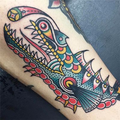 Angler fish by Deno #Deno #color #newtraditional #traditional #mashup #color #fish #anglerfish #dotwork #scales #abstract #oceanlife #tattoooftheday