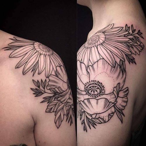 Flower tattoo by Ashley Dale  #AshleyDale #monochromatic #monochrome #blackwork #nature #flower #poppy #sunflower