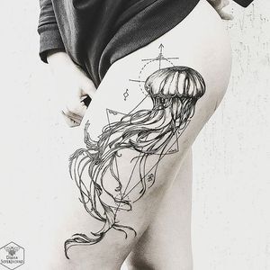 Blackwork jellyfish tattoo by Diana Severinenko. #DianaSeverinenko #blackwork #geometric #jellyfish #marine #blckwrk #blackwork #dotwork #dotshading #dotshade