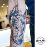 Illustrative husky tattoo by Rodolphe. #sketchy #illustrative #blackwork #dog #husky #Rodolphe