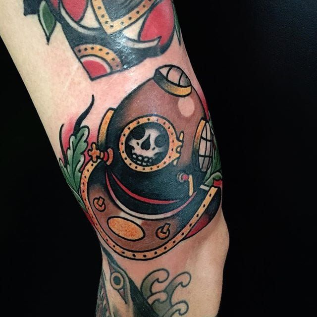 Brass diving helmet tattoo  Tattoogridnet