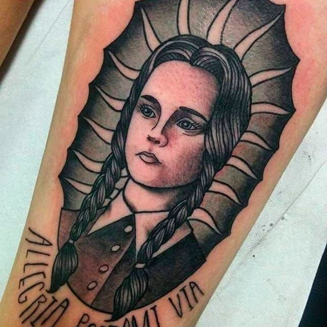 Good girl gone bad ☠️ gangster Wednesday Addams tattoo by  @carlosfabra_cosafina #horrorlife … | Chicano art tattoos, Black and grey  tattoos, Wednesday addams tattoo