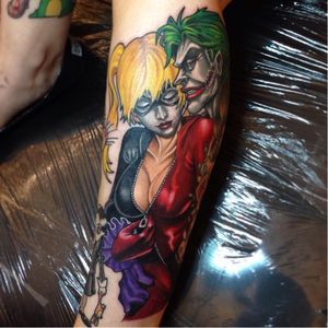 Joker and Harley Quinn Tattoo, unknown artist #Joker #HarleyQuinn #JokerandHarley #JokerTattoo #HarleyQuinnTattoo #Batman #ComicCouples #ComicTattoo #DC
