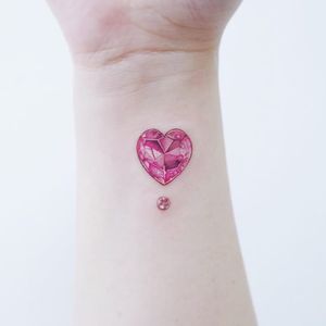 Heart jewel tattoo by Studio by Sol #StudiobySol #Sol #jeweltattoos #color #realism #realistic #hyperrealism #jewel #gem #crystal #sparkle #heart #valentine #love #glitter #pink #cute #tattoooftheday