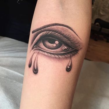 Crying eye tattoo by Tamara Santibanez #TamaraSantibanez #eyetattoos #blackandgrey #oldschool #chicano #eye #crying #tears