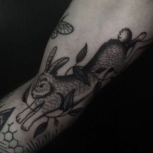 Hare Tattoo by Iain Sellar #hare #animal #contemporary #IainSellar