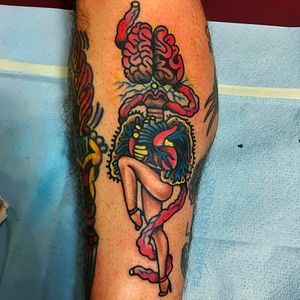 Odd pinup tattoo by Jon Larson @LarsonTattoos111 #JonLarson #LarsonTattoos #Neotraditional #Bright #Bold #Alien #UFO #Extraterrestrial #Oddtattoos #Pinup