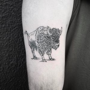Sketchy bison tattoo by Mike Burns #losangelestattoo #bison #MikeBurns #blackwork #sketch #sketchstyle
