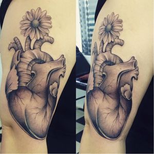 #coração #heart #LuizaFortes #tatuagensColoridas #colorful #fineline #traços #minimalista #artistaNacional #brasil