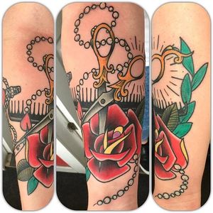 Scissors tattoo by Gordon Killin. #scissors #hairdresser #comb #rose #gordonkillin