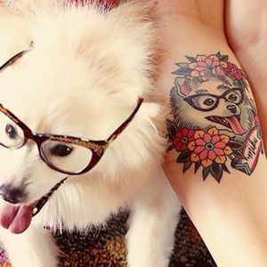 Here's a smart little doggie by Becca Genné-Bacon (IG— beccagennebacon). #BeccaGenneBacon #fancy #pettattoos #Pomeranian #portraits