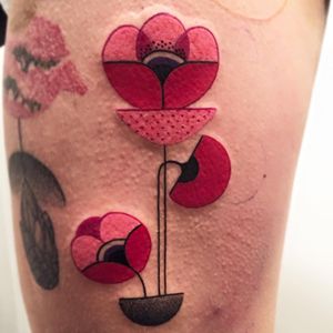 Cubist flower tattoo by Sydney Mahy #Syydlekid #SydneyMahy #graphic #cubist #flower