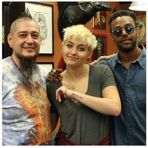 Paris Jackson showing off her new tattoo with Justin Lewis and friend. #celebrity via Instagram (@dermagraphink) #JustinLewis #ParisJackson