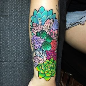 Vibrant succulents tattoo by Kaitlin Dutoit #KaitlinDutoit #succulent #plant #botany #crystals (Photo: Instagram)