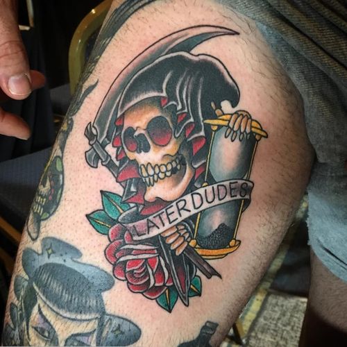 A cheeky traditional reaper by Jeremy T Miller (IG—jtmiller_bfg). #hourglass #JeremyTMiller #NYHC #NewYorkHardcoreTattoo #reaper #rose #traditional