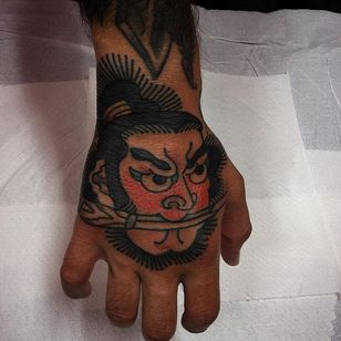 Samurai Head Tattoo por Koji Ichimaru #samurai #japanese #japaneseart #traditionaljapanese #japaneseartist #KojiIchimaru #samuraihead