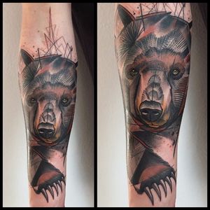 Graphic Tattoo by Tobias Burchert #GraphicTattoos #Graphic #AbstractTattoo #Abstract #ContemporaryTattoos #Schwein #Elschwino #TobiasBurchert
