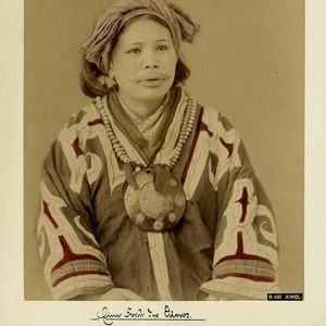 Ainu Woman circa 1870 #Japanese #Tattooed #Ainu #Woman #Ainuwoman #Japan #tradition