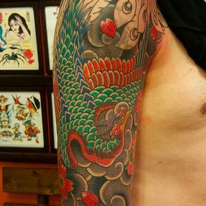 Phoenix tattoo in progress, beautifully done by Freddy Leo. #FreddyLeo #japanesestyletattoo #irezumi #BuenosAires #phoenix
