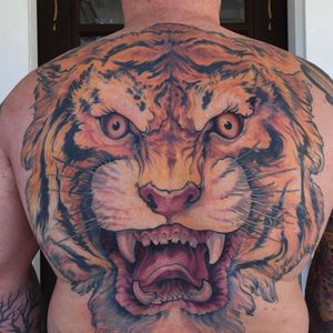 Massive tiger by Phil Holt (Via IG - redletter1) #daredevil #flash #traditional