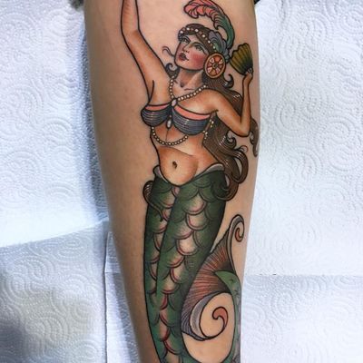 Tattoo by Guen Douglas #GuenDouglas #neotraditional #color #mermaid #oceanlife #fin #pearls #jewelry #lady #pinup #seashell #fan